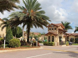 10349 NW 32nd Ter, Doral, FL 33172