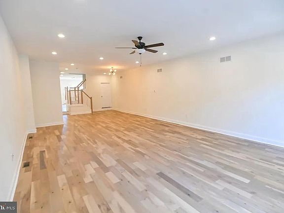 5th image of 1227 Washington Blvd