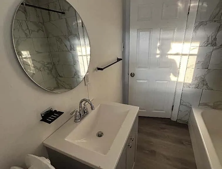 312-314 N 2nd St #1 — Photo 5