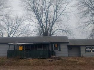 703 E 4th St, Fairmount, IN 46928