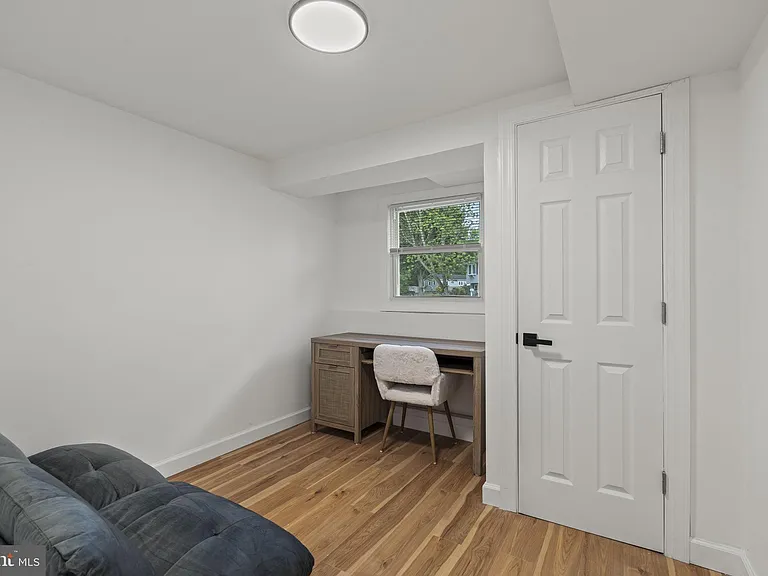 901 Russo Dr — Photo 29