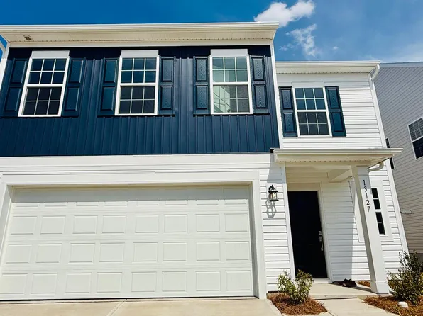 13127 Hampton Bay Ln, Charlotte, NC 28262