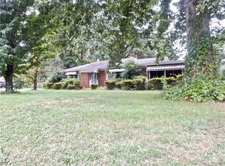 1623 W Sugar Creek Rd, Charlotte, NC 28269