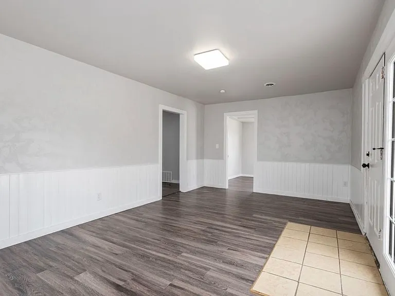 100 Slant St — Photo 7