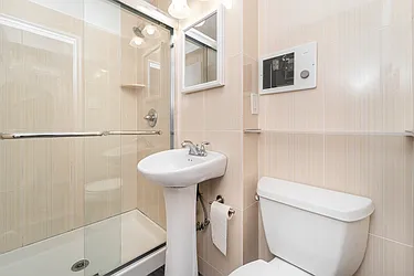 Rented by Modern Spaces