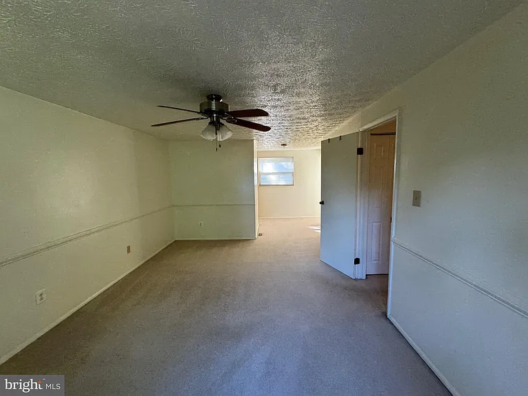 12827 Framingham Ct — Photo 12