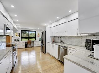 7578 Regency Lake Dr APT 201, Boca Raton, FL 33433