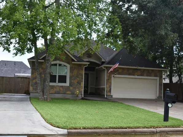 12775 Virgo Dr, Willis, TX 77318