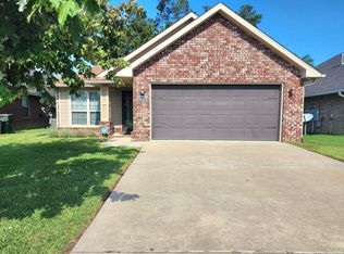 2503 Fiddlers Cir, Cantonment, FL 32533