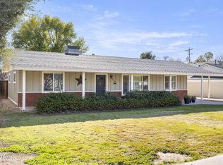 3733 E Clarendon Ave, Phoenix, AZ 85018