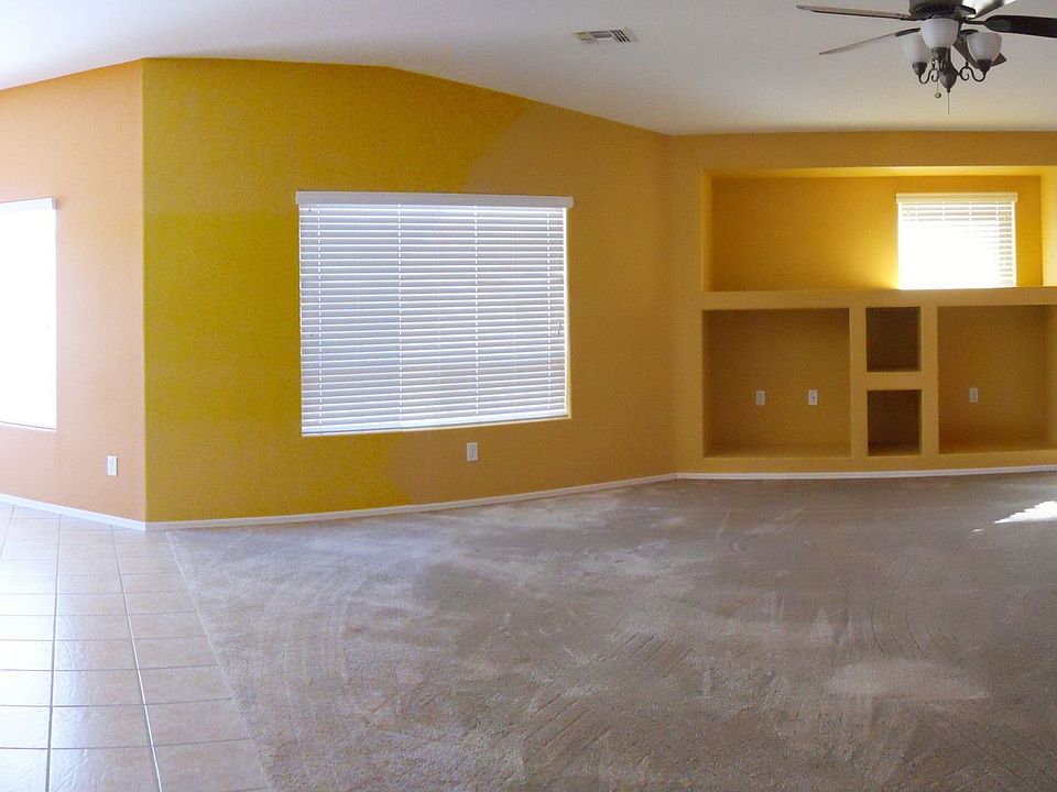 1st image of 2371 Columbus Dr