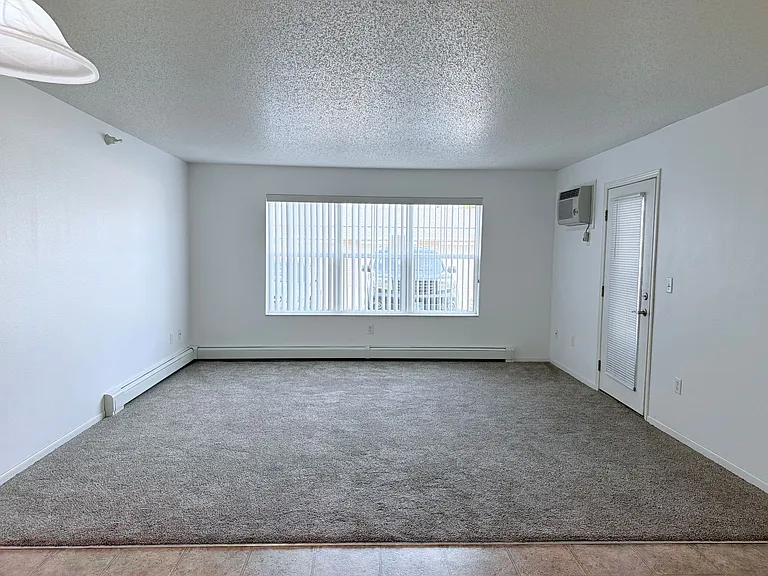 Old Orchard Apartments — Photo 9