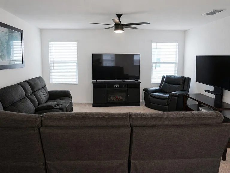 609 Marty Allen Loop — Photo 11