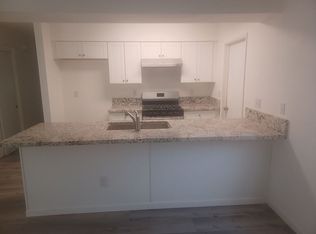 516 S Santa Fe Ave, Visalia, CA 93292