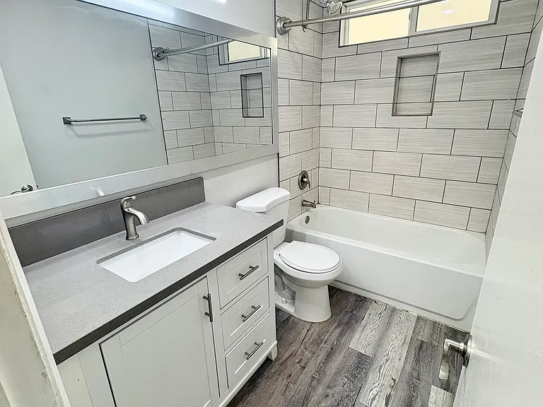 1415 Hauser Blvd #2 — Photo 7