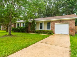 208 Limehouse Dr, Ladson, SC 29456