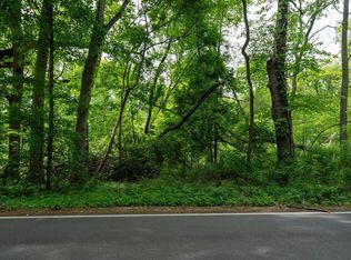 Filbert Rd, Mishawaka, IN 46545