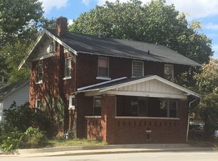 202 W High St, Urbana, IL 61801