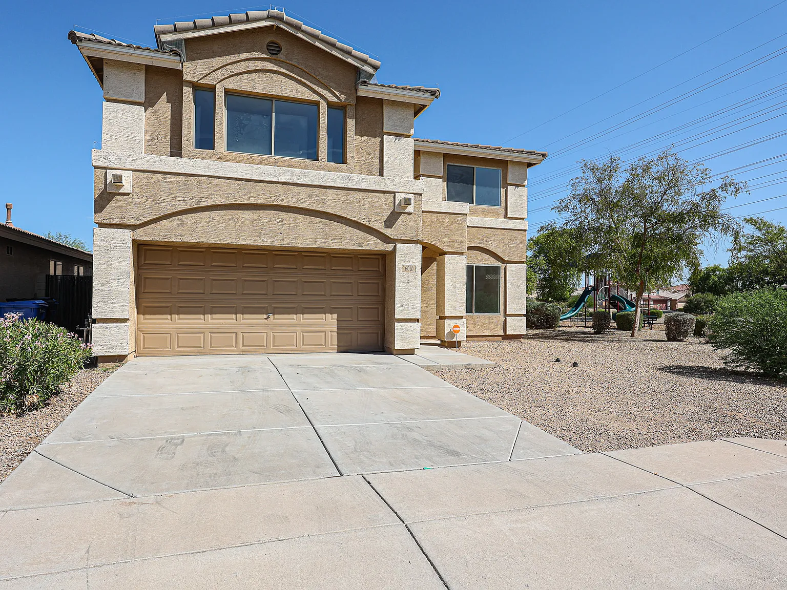 6010 W Jones Ave - Unit 1 — Photo 2