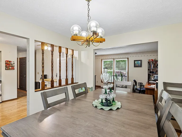 4702 Alger Rd — Photo 14