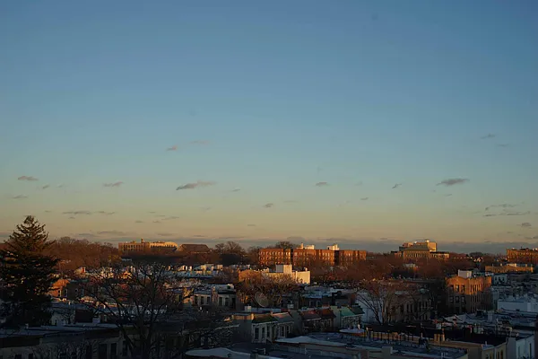 Rented by Norman Raindel, LREB | media 18