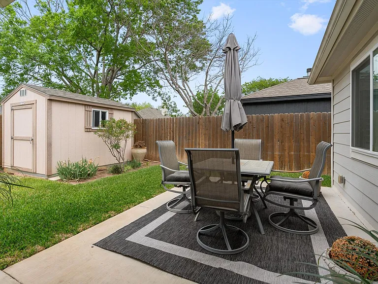 226 Claris Ln — Photo 30