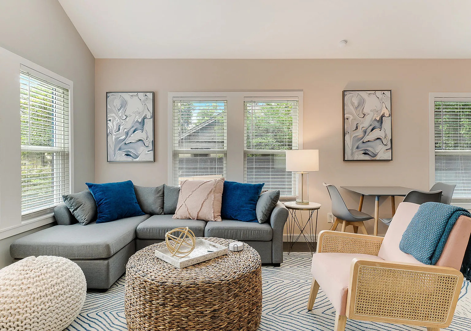 Luxury Townhome | Pet Friendly — Photo 1