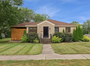 401 S Columbus St, Pleasantville, IA 50225