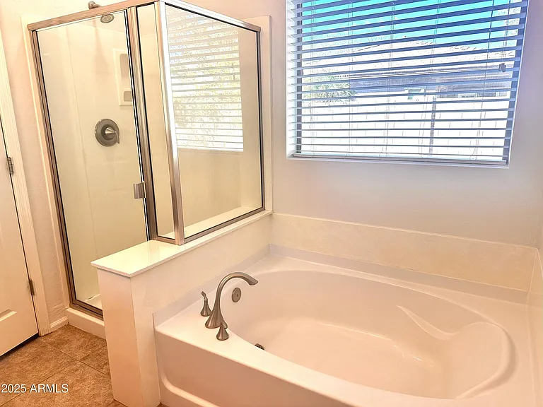 4230 E Linda Ln — Photo 19
