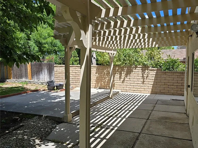 25317 Avenida Ronada — Photo 54