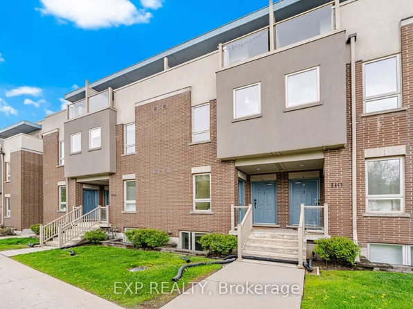 110 Caledonia Park Rd #2, Toronto, ON M6H 0B2