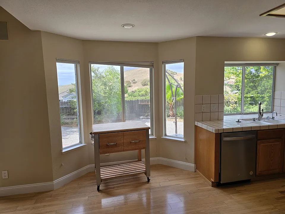 3121 Sonoma Valley Dr