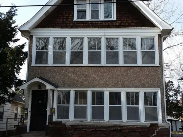 1322 5th St NE, Minneapolis, MN 55413