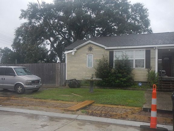 3rd image of 6219 Spain St