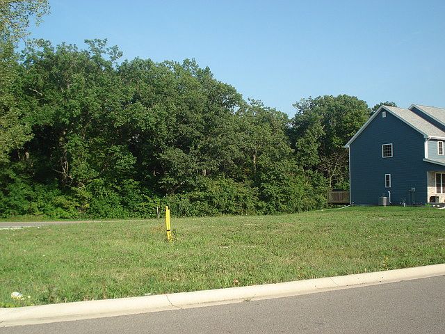 2nd image of 1067 Birch Trail Dr