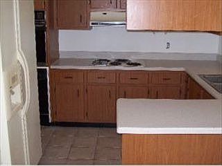 4th image of 1185 Willard Dr