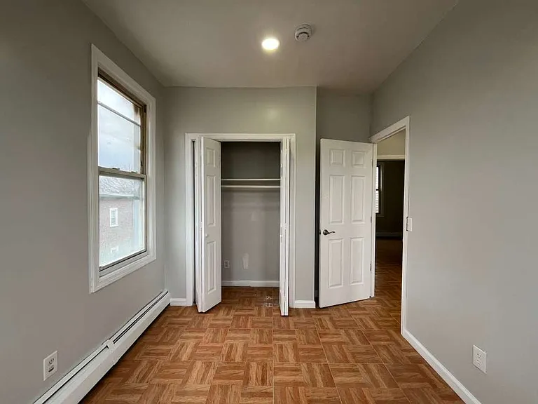 675 Kennedy Blvd #6A — Photo 5