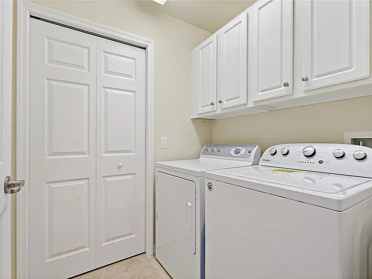 8312 Grand Estuary Trl #104 — Photo 32