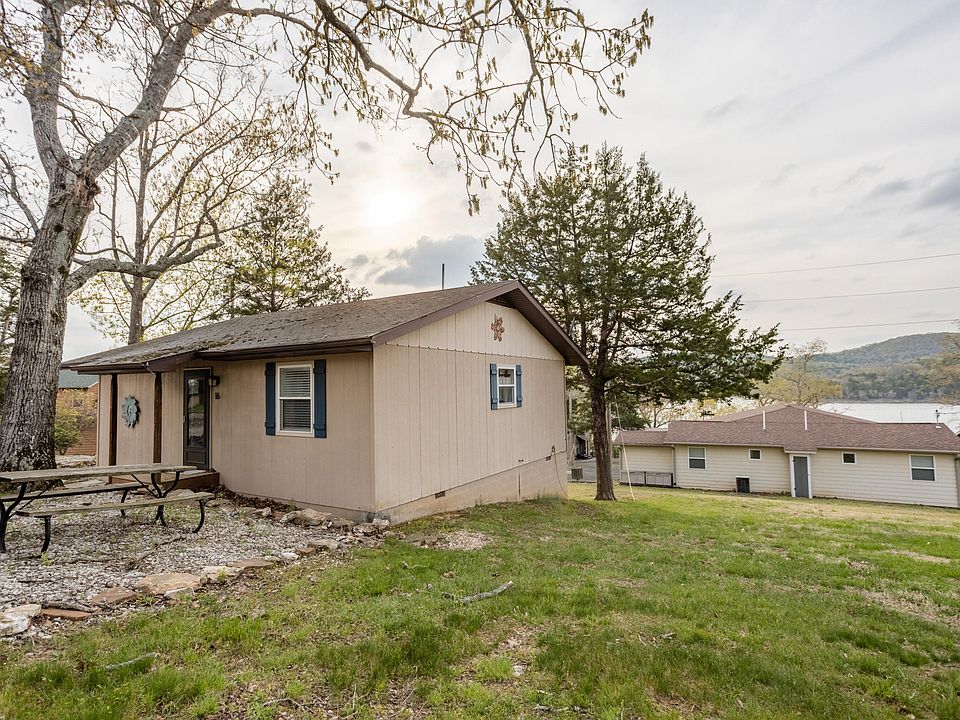 1st image of 47 Misty Den Dr Reeds Spring Mo Drive