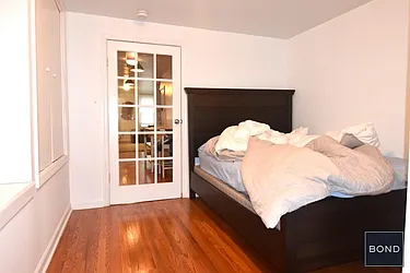 Rented by Bond New York