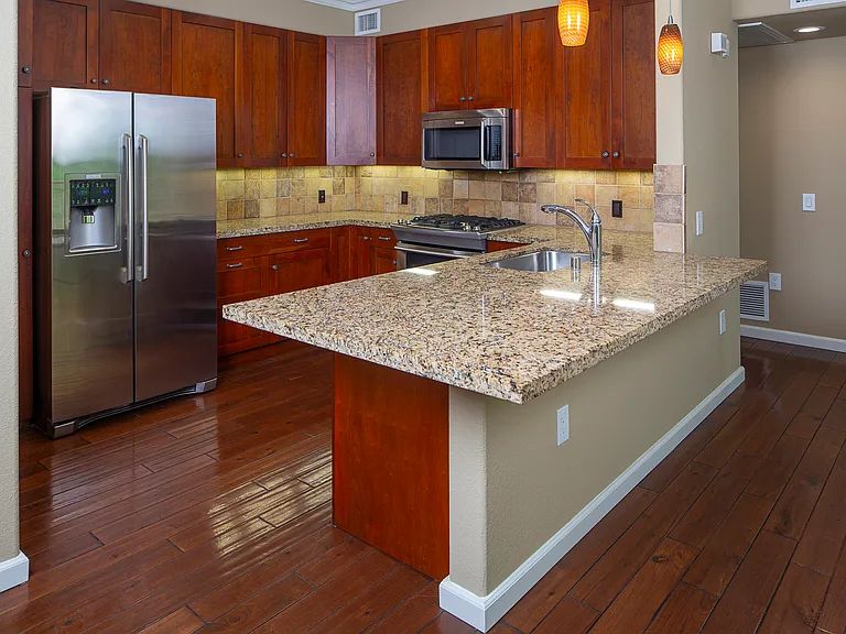 Serrano Luxury Homes and Garden — Photo 2