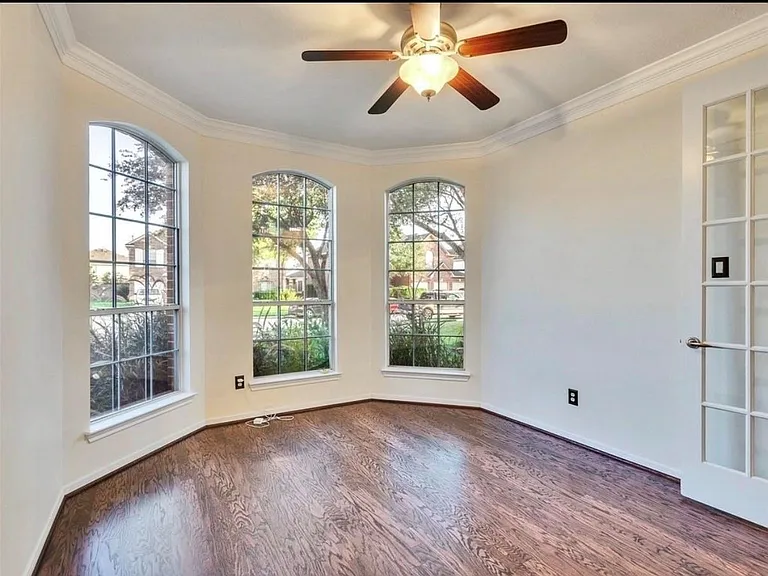 1904 Keswick Ct — Photo 7