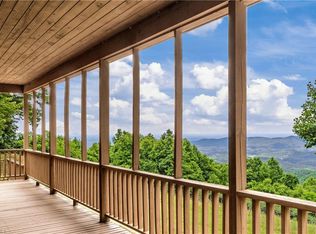 576 Lake Vista Dr, Glade Valley, NC 28627