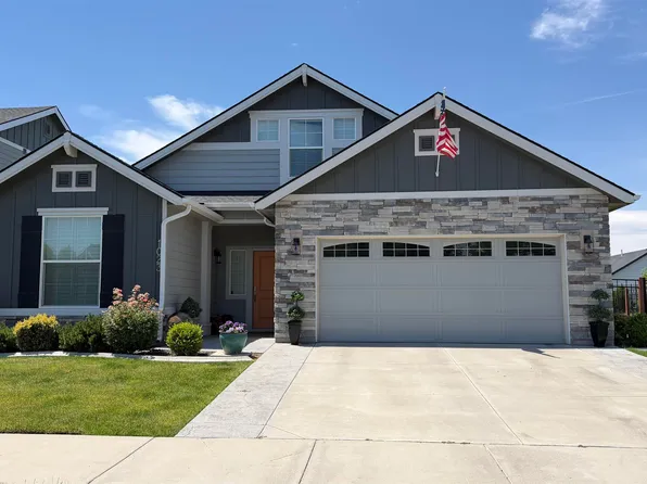 1023 N Chastain Ln, Eagle, ID 83616