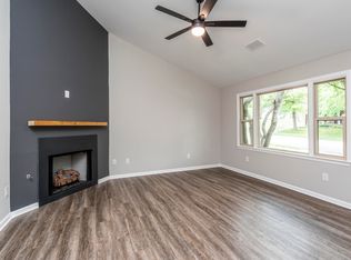 3396 Colonnade Dr, Lexington, KY 40515