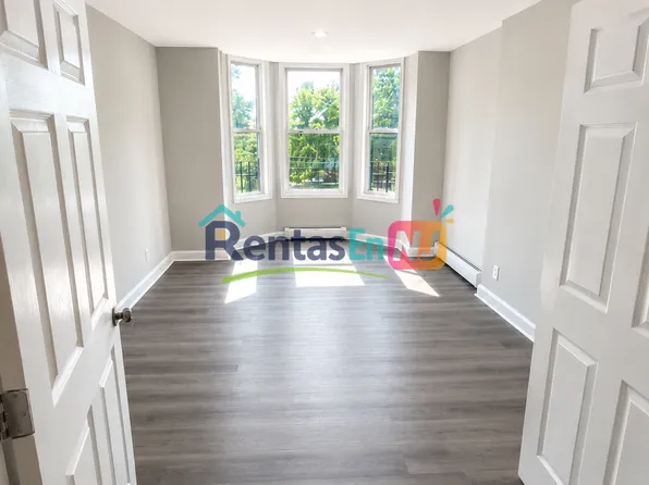367 Morris Ave, Newark, NJ
