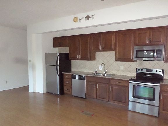 2nd image of 110 Thunder Mountain Ct #110
