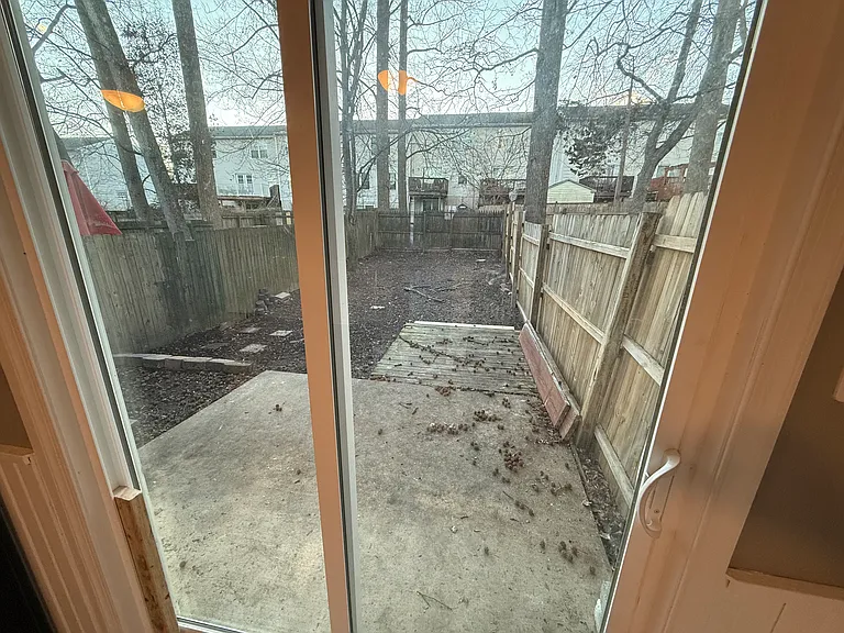 30 Sycamore Dr — Photo 4