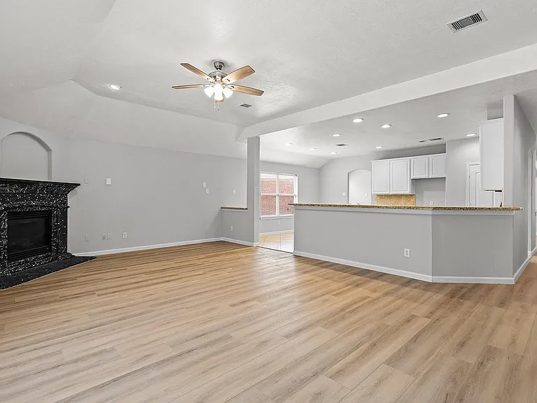 25910 N Lakefair Dr — Photo 12
