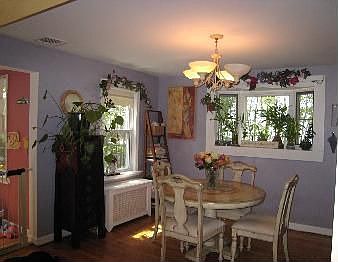 4th image of 98 E Bradford Ave